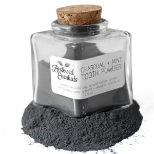 EarthHero - Natural Charcoal & Mint Tooth Powder - 2.5oz