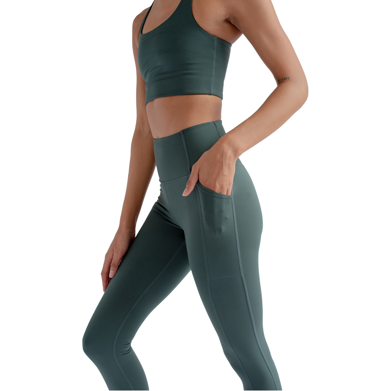 Compressive Pocket Legging 